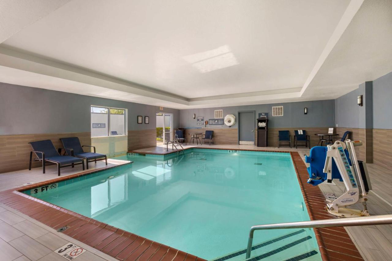 Best Western Plus Nashville Airport Hotel - Bna Экстерьер фото