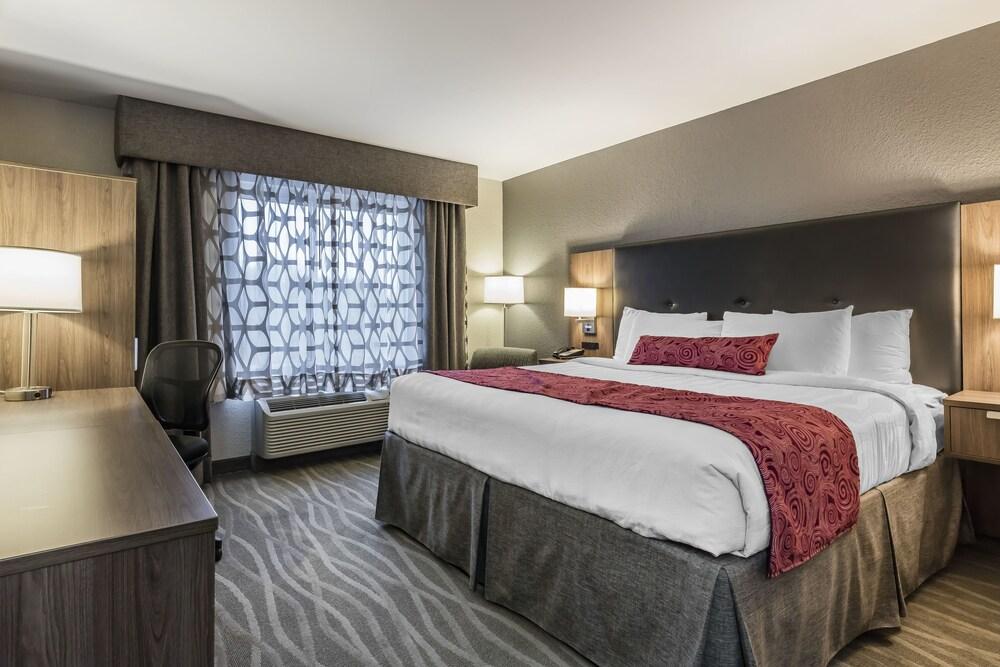 Best Western Plus Nashville Airport Hotel - Bna Экстерьер фото